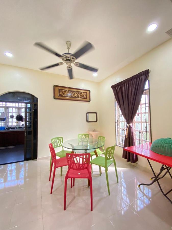 Family Homestay Куала-Тренгану Экстерьер фото