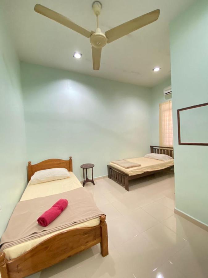 Family Homestay Куала-Тренгану Экстерьер фото